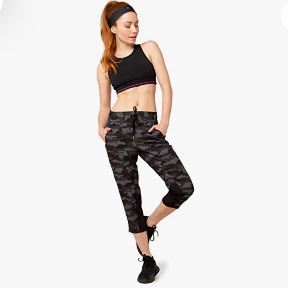 Small Kyodan black grey camo print mesh back joggers